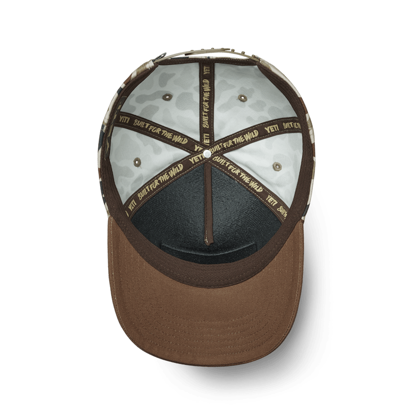 YETI® Wetlands Camo Logo Badge Mid Pro Flat Brim Hat
